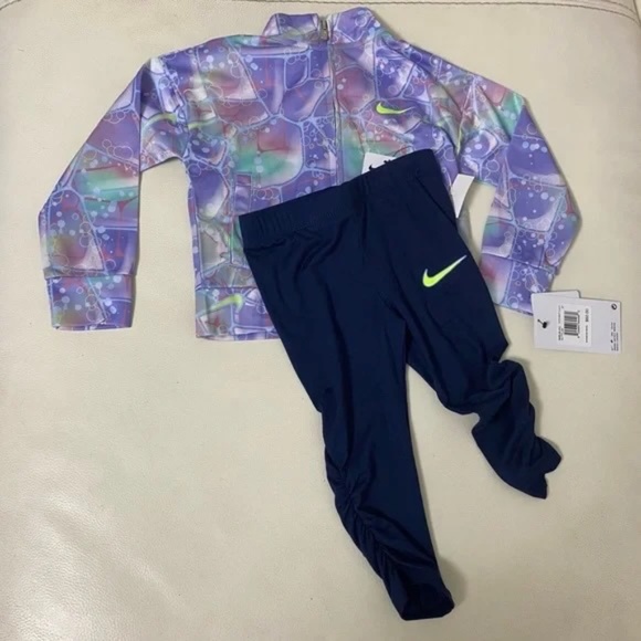 Nike Other - Nike active purple super cute pants top set